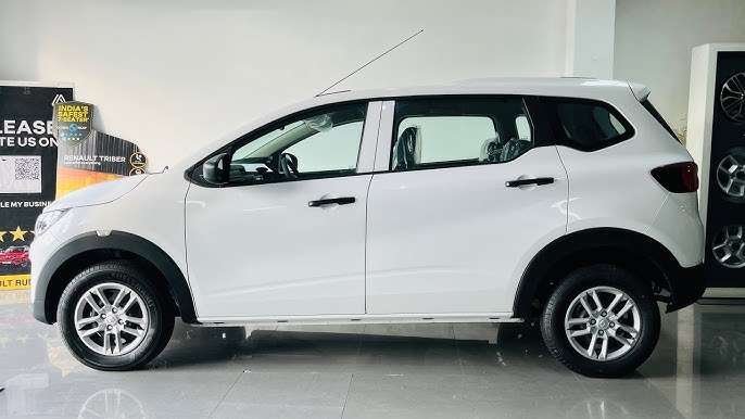 Renault Triber Car